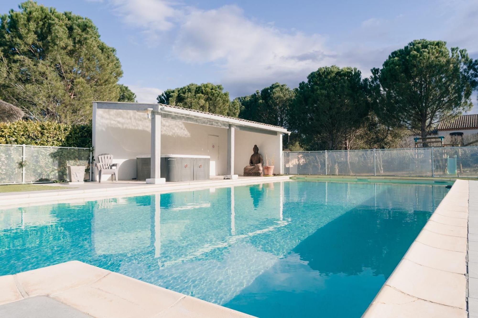 Les Gites De Ginestas Exterior photo